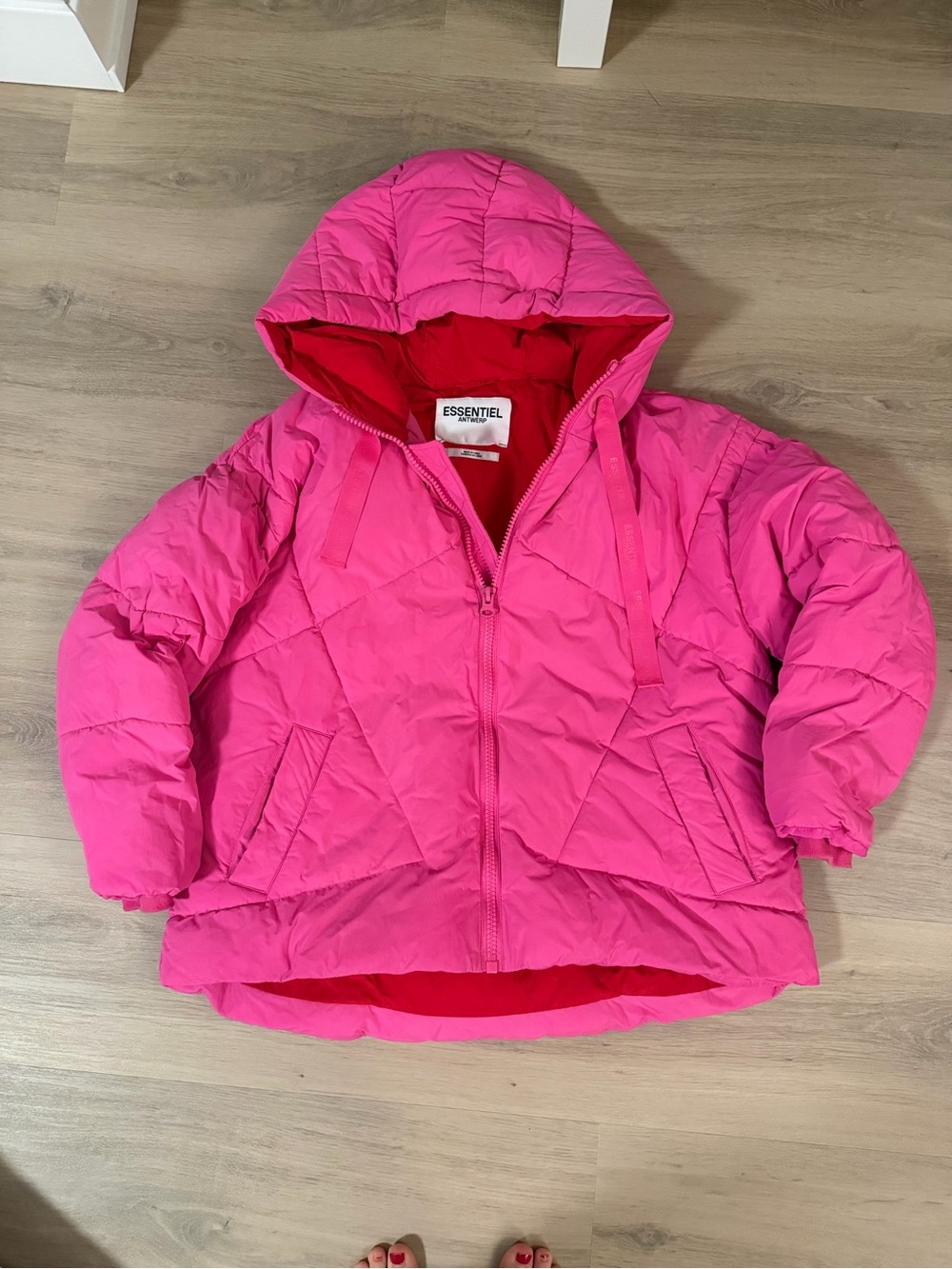 Essentiel Antwerp Hot Pink and Red Hooded super Puffer Jacket xs